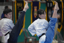 제22회 우석대총장기 전국태권도대회…겨루기·격파·품새 열띤 경합 펼쳐