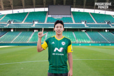 프로축구 전북현대, 수비라인 대폭 강화…연제운·김태현 영입으로 새로운 활력