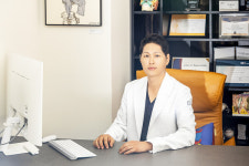 [칼럼] 티타늄리프팅과 같은 레이저 리프팅 시술, 원장님 맞춤 상담 후 리프팅시술 진행 필요