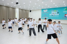 무주를 달군 태권 열기… 1,200명 수련생과 함께한 글로컬 캠프 뜨거운 여정 끝맺다