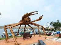 [SN포토] 추석에도 의자를 지키는 무서운 대게 [영덕 대진항]