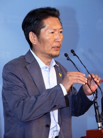 정청래 최고위원, 문재인 대표의 이승만·박정희 전 대통령 묘역 참배 비판