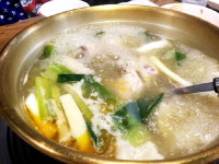 홍대맛집 동대문 닭 한 마리 칼국수에서 중복더위 한방에