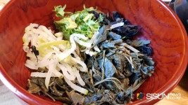 [SN포토] 향긋한 봄내음 가득, 몸도 마음도 건강하게 산채비빔밥