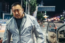 [영화평점] 선생님이 된 마동석, 잘 자라준 김새론의 영화 동네사람들