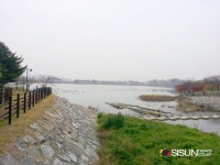 [SN여행] 한가로운 분위기에서 산책하고 싶다면 서호 꽃뫼공원 [경기 수원]