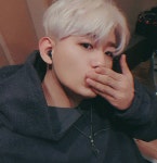 이 노래가 클럽에서 나온다면 9일째 차트 1위... 우디는 누구?