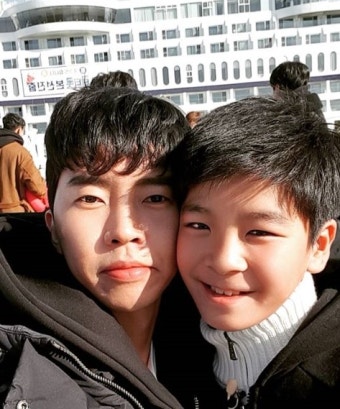 임영웅 나이? 정동원과 다정한 셀카 