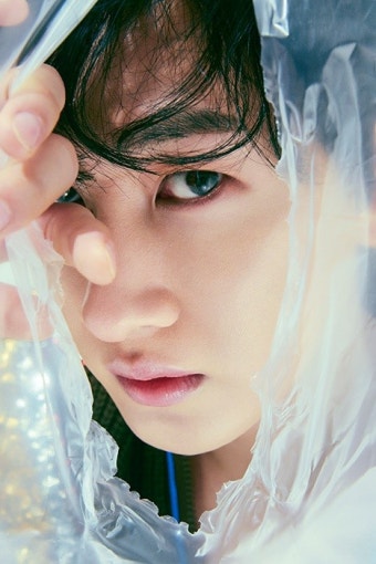 슈퍼주니어 은혁 선행에 팬클럽도 동참, '희망조약돌에 마스크물품 4,040개 기부'