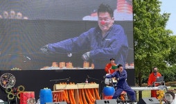 유상통프로젝트, 제주시민 상대로 환경예술 공연 펼쳐