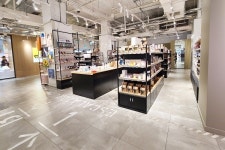 자연유래 화장품 닥터겔라, 명동 롯데백화점 입점