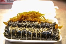 [푸드이슈] 경주 성동시장 명동김밥, 2022 헤럴드 고객만족경영 대상 수상