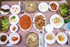 45년 전통 닭불고기 신촌식당, 2022 헤럴드 고객만족경영 대상 수상