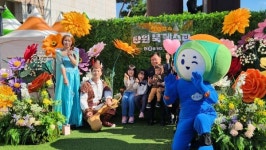 버키플래닛, 2024 창원 북 페스타 NPC 기획 동화 속 캐릭터로 시민과 소통하다
