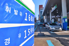 車 주요뉴스, (유가 상승 특집) 주유소 기름값 14주 연속 상승 – 설 연휴 앞두고 휘발유 1,800원대 진입 코앞 – 가짜 석유 판매 단속 및 가격... 