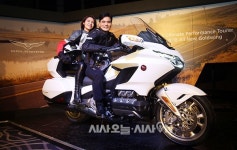 [포토오늘] 혼다코리아, 한층 새로워진 2018 올 뉴 골드윙 선봬