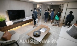 [포토오늘] HDC현대산업개발 역삼 센트럴 아이파크 견본주택 개관