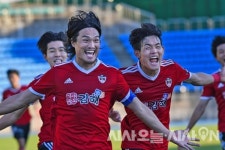 [김해오늘] 김해시청축구단,  뒷심 발휘 부천FC 꺾어…진영역철도박물관 지역예술인 전시 지원