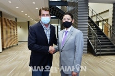 효성 조현준, 미국서 현장경영…지역 상원의원과 협력방안 논의