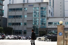 푸르밀 다음달 30일 사업종료…전 직원 정리해고 통보 [포토오늘]
