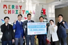 제주항공, 롯데 손잡고 기내 면세점 오픈…에어부산, 임직원 급여 끝전 기부 [항공오늘]