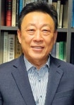 현대판 용비어천가 논란 [박동규의 세상만사]          