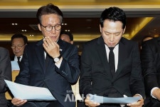 고(故) 최형우 전 장관 영결식 참석한 김민석 대표와 장동혁 대표 [포토오늘]
