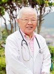 백발의사 이강안 원장, 성천상 수상