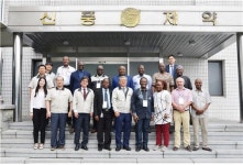 아프리카 9개국 보건당국자, 신풍제약 피라맥스 공장 방문