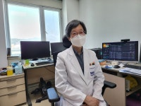 XLH, 성장판 닫히기 전에  치료 필요한데...급여가 발목