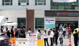 코로나19 신규확진자 13명…인천 택시기사 확진