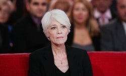 [칼럼] "내 삶을 끝낼 선택의 기회 달라" 77세 샹송 가수의 탄원가