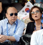 [단독] 김승연 회장 부인, 21억 손실 보며 한화 계열사에 건물 매도