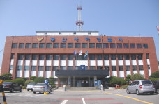 경유값 급등에…부산서 등유 섞어 한달 수억 챙긴 주유소 적발