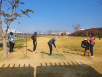 불법 하천점용 파크골프장 적발된 밀양시…잡초 무성해서