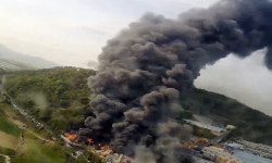 밀양 한국카본 화재 6시간 만에 초진…1800평 공장 잿더미