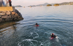거제 아사항서 밤낚시 차량 바다에 풍덩…20대 운전자, 극적 구조돼