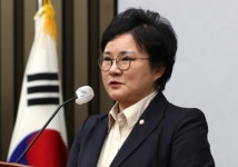 [단독] 조수진 측,  지난해 이기재 양천구청장 후보 '징계사주' 정황