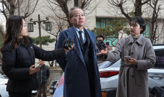 주수호 의협 비대위 홍보위원장, 경찰 출석…