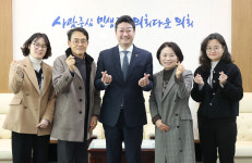 김진경 의장, 시흥 장곡 청소년 복합센터 추진 현황 점검