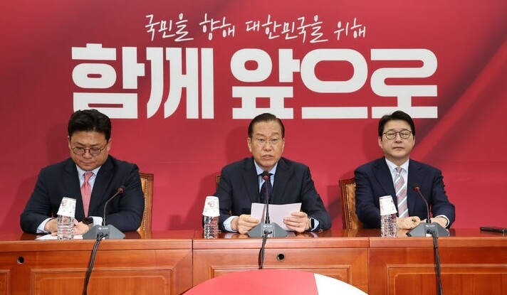 이재명 국힘 대선 후보 교체, 친위 쿠데타 발언에 맹한 비판