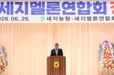 최명수 전남도의원, 세지멜론 농가 찾아 현장 소통