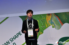 [비글로벌 서울 2015] 스타트업배틀 피칭중인 아우름플래닛의 김진우 대표