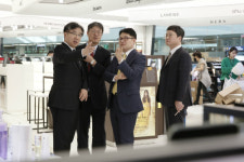 호텔신라 면세점사업 호조, 올해 4년 만에 증가세 전환 확실 