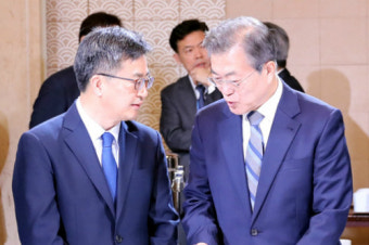 문재인, 김동연에게 