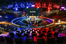 라이엇게임즈, ‘리그오브레전드’ e스포츠대회 직접 제작해 중계 