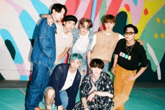 방탄소년단, 신곡 다이너마이트로 한국 가수 첫 빌보드 핫100 1위