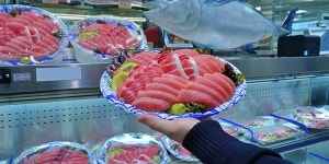 롯데마트, 3월7일 참치데이 맞이해 참치 뱃살 모듬회 1만9900원에 판매