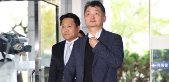 검찰, 'SM엔터 시세조종 의혹' 카카오 오너 김범수 피의자로 조사 시사