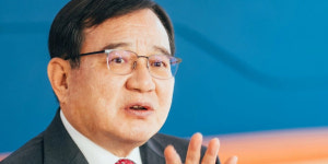 한독 건기식 물적분할 밀어붙여, 김영진 실적부진에 소액주주 설득 첩첩산중